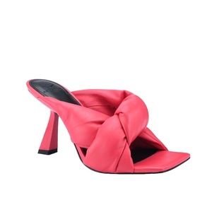 *SOLD* NWOT Marc Fisher Dellian Heeled Sandals Medium Pink Size 7